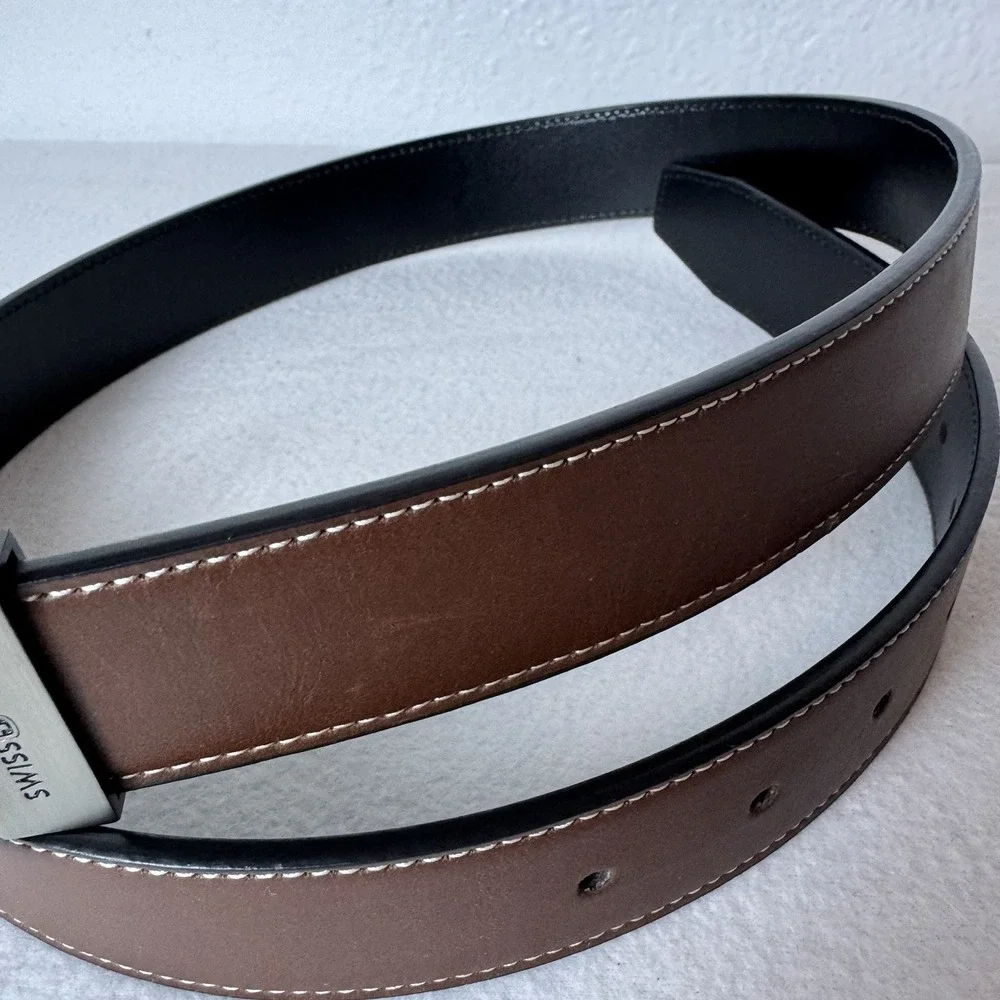 Swiss Gear Men's Medium 32-36 Black Brown Reversible Belt Bonded Leather